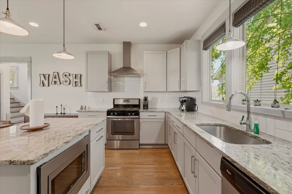 1204 N 8th Street Nashville TN 37207