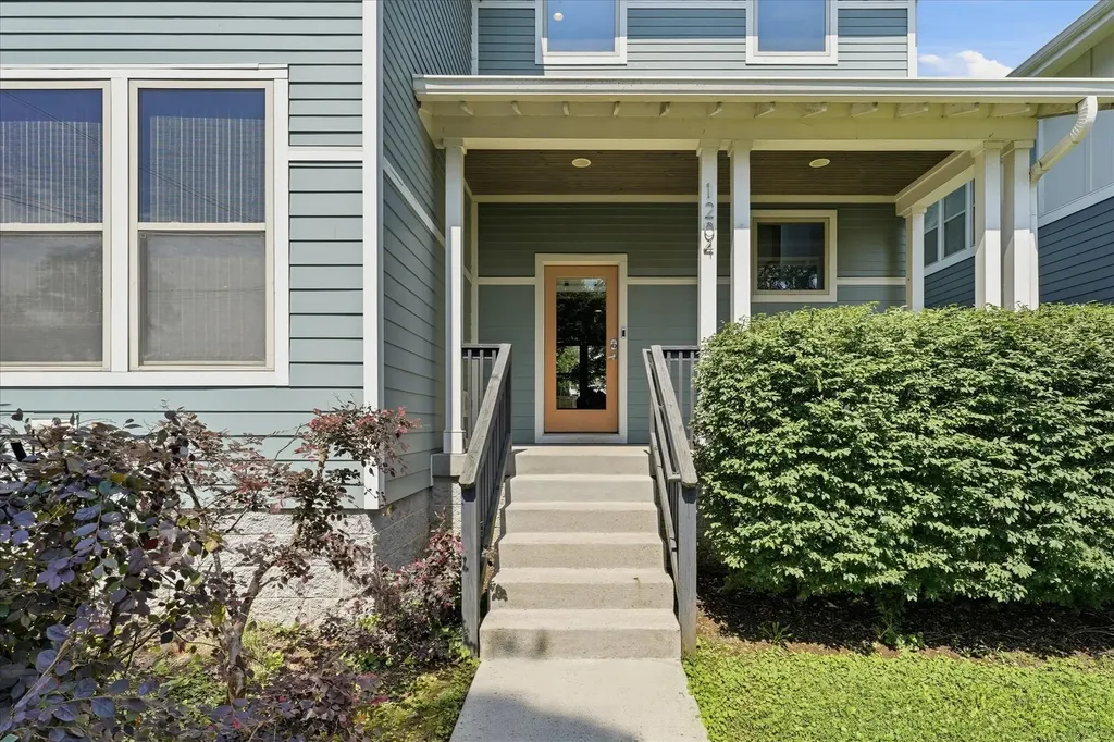 1204 N 8th Street Nashville TN 37207
