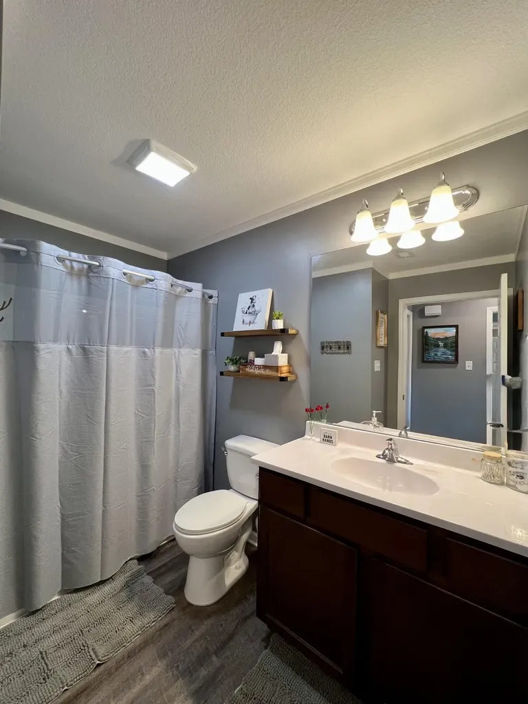 101 Hartfield Lane Loudon TN 37774