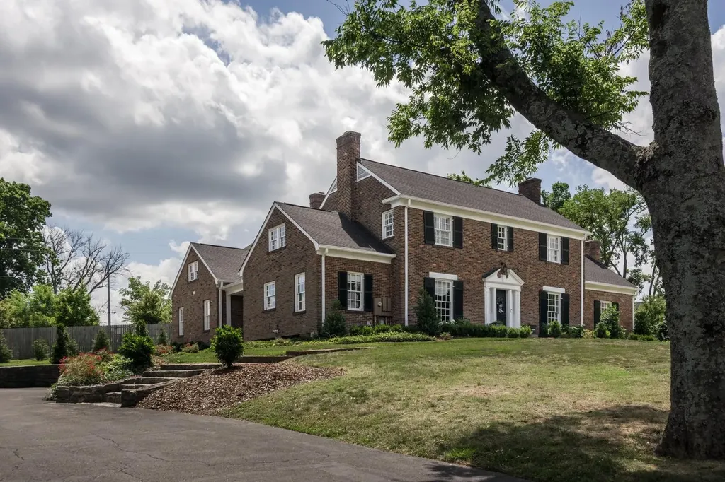3616 Hoods Hill Road Nashville TN 37215