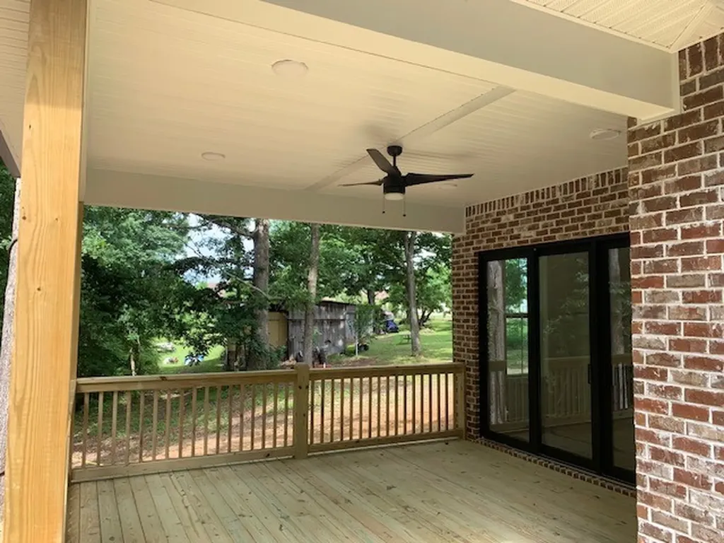 5855 Fisher Grove Road Greenbrier TN 37073