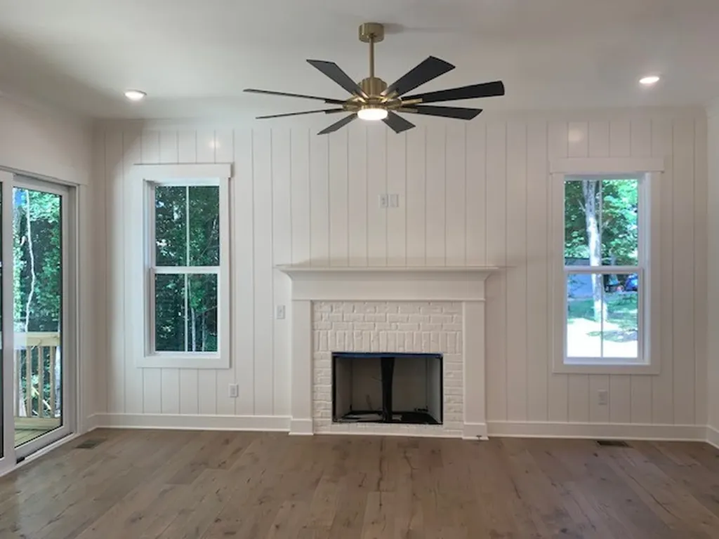 5855 Fisher Grove Road Greenbrier TN 37073