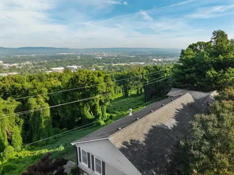 661 S Crest Road Chattanooga TN 37404