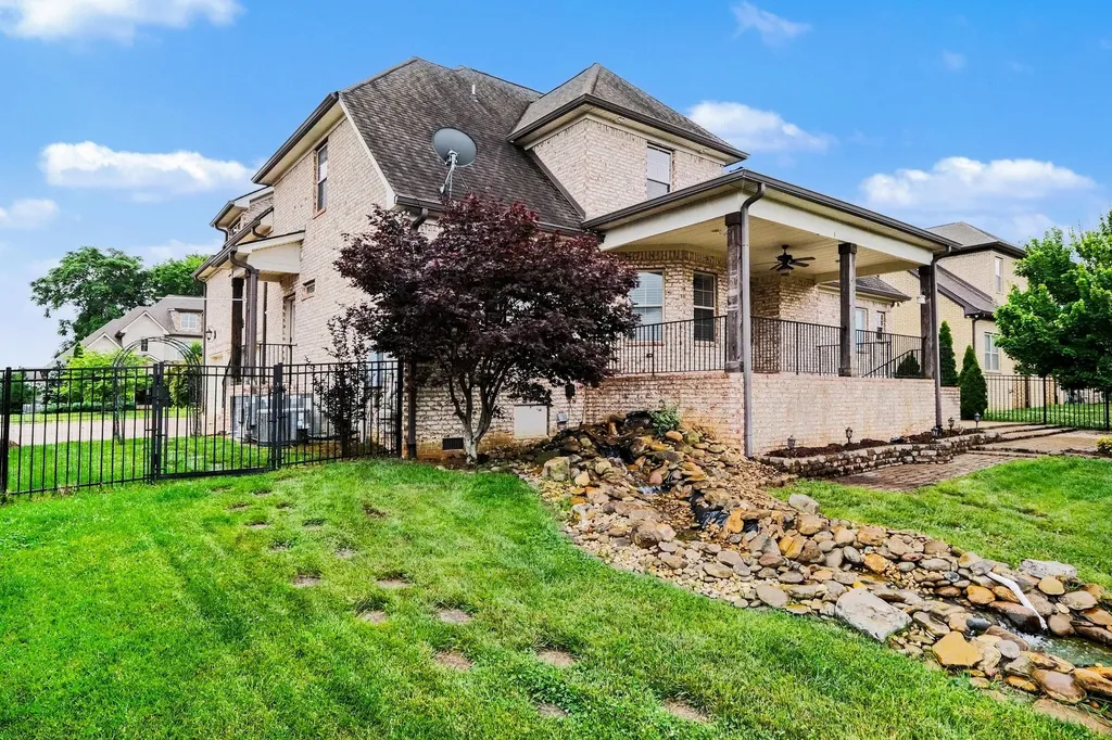 2972 Stewart Campbell Point Spring Hill TN 37174