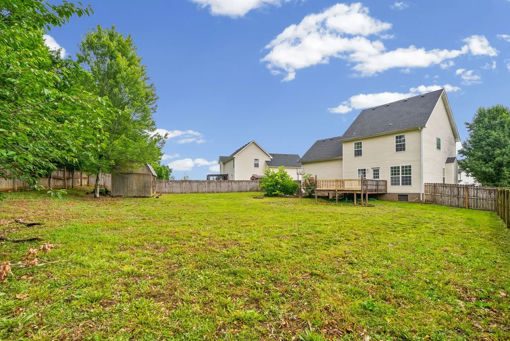 1614 Autumn Drive Clarksville TN 37042