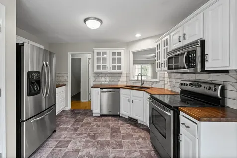 1614 Autumn Drive Clarksville TN 37042