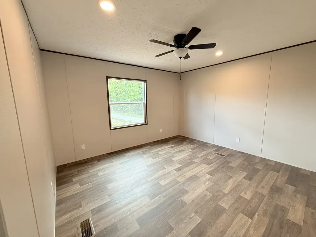 885 Junior Witt Rock Island TN 38581