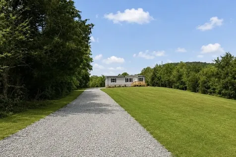 885 Junior Witt Rock Island TN 38581
