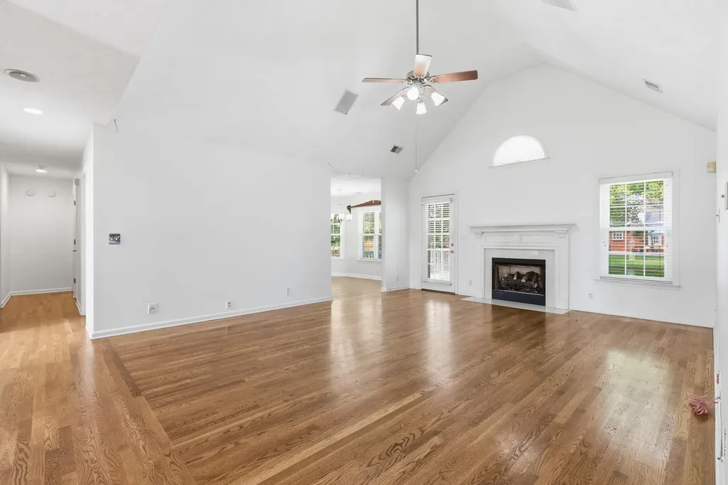 2014 Adonis Drive Murfreesboro TN 37128