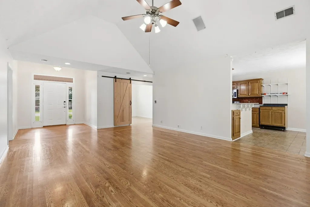 2014 Adonis Drive Murfreesboro TN 37128