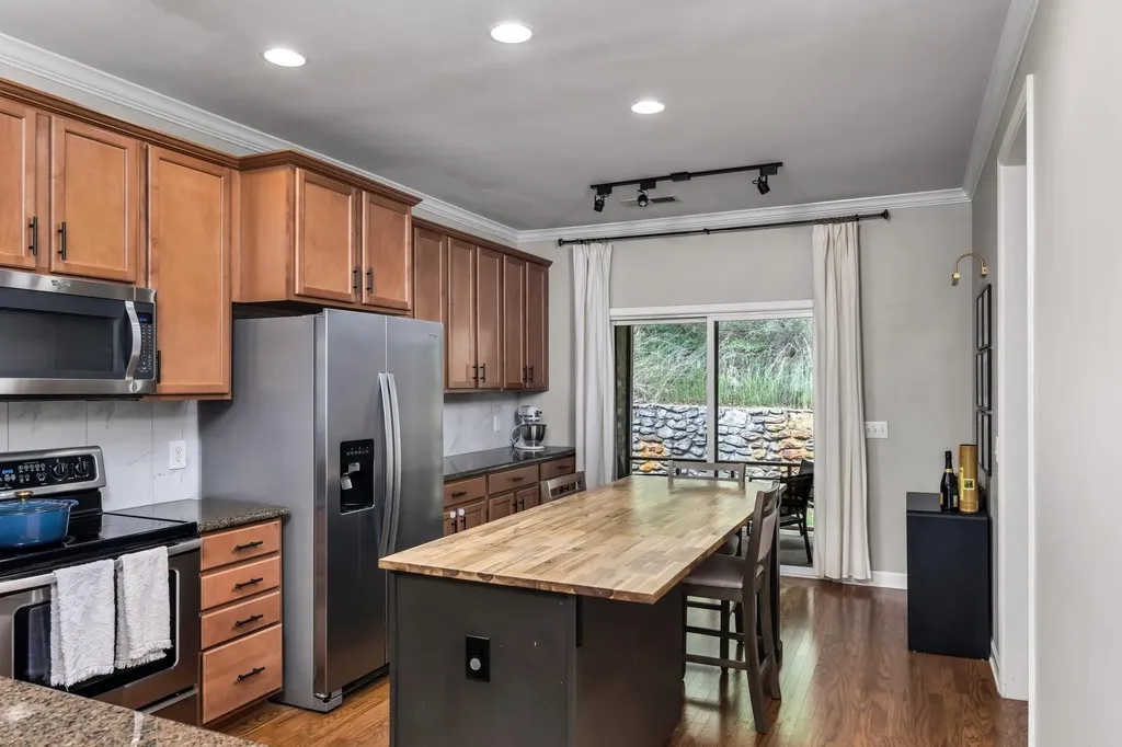 2045 Traemoor Village Drive Nashville TN 37209