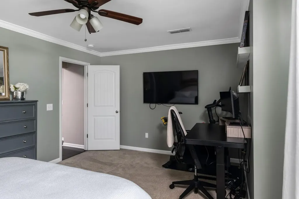 2045 Traemoor Village Drive Nashville TN 37209