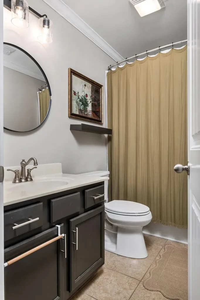 2045 Traemoor Village Drive Nashville TN 37209