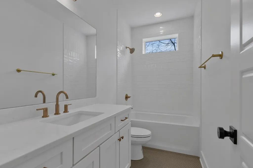 5701A Maudina Avenue Nashville TN 37209