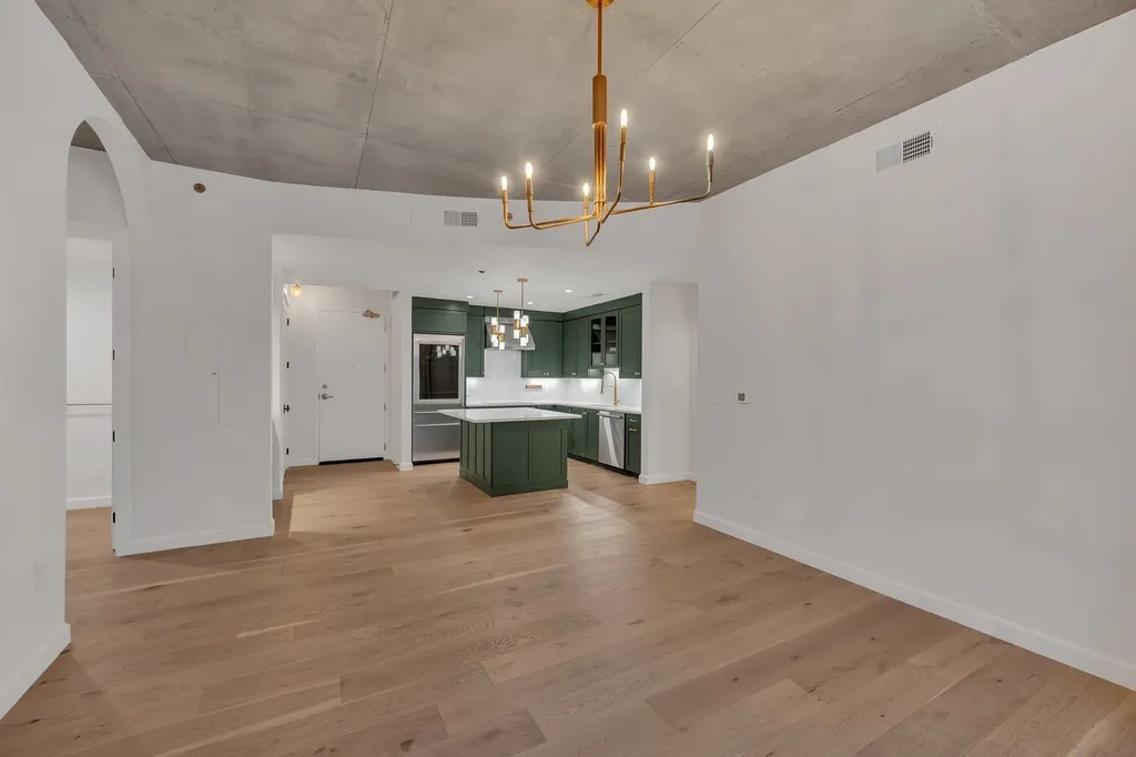 600 12th Ave, S Nashville TN 37203