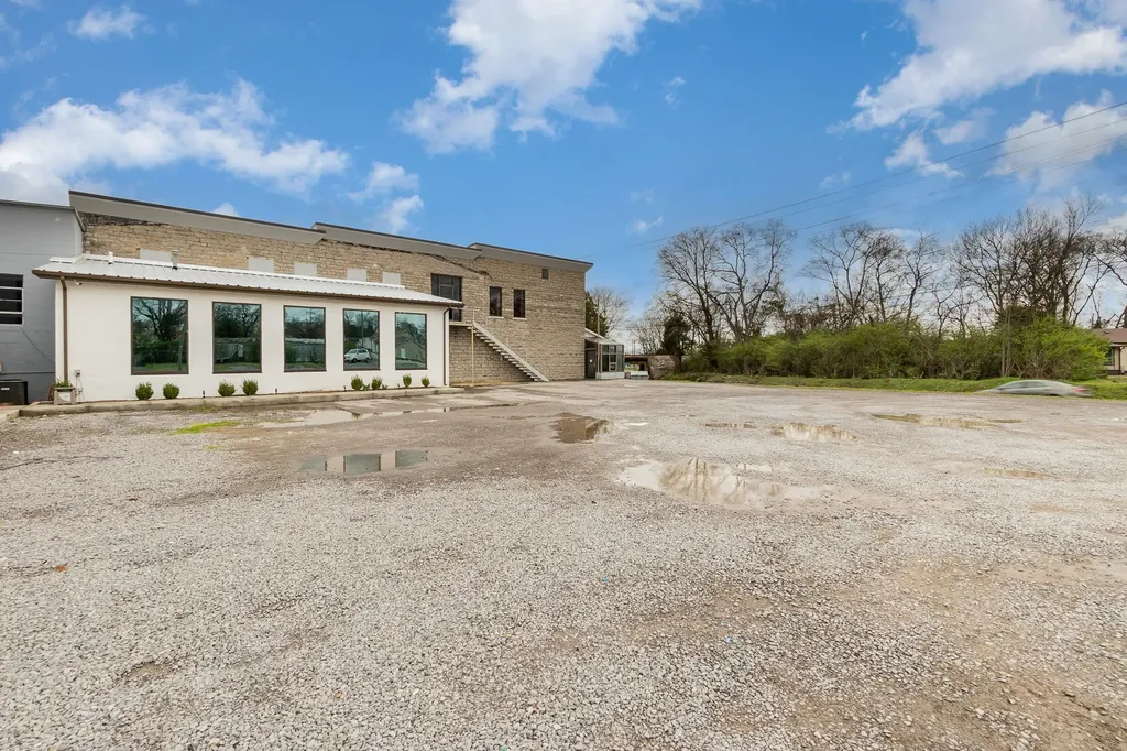 192 Old Nashville Highway La Vergne TN 37086