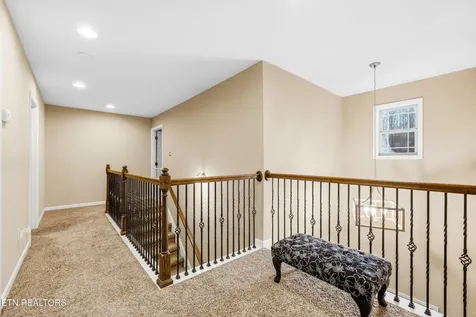 1230 Peake Lane Knoxville TN 37922