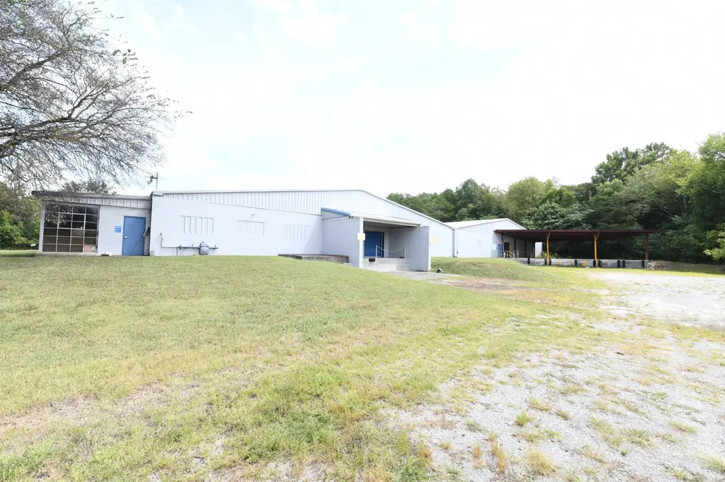 153 Kemmer Road Spring City TN 37381