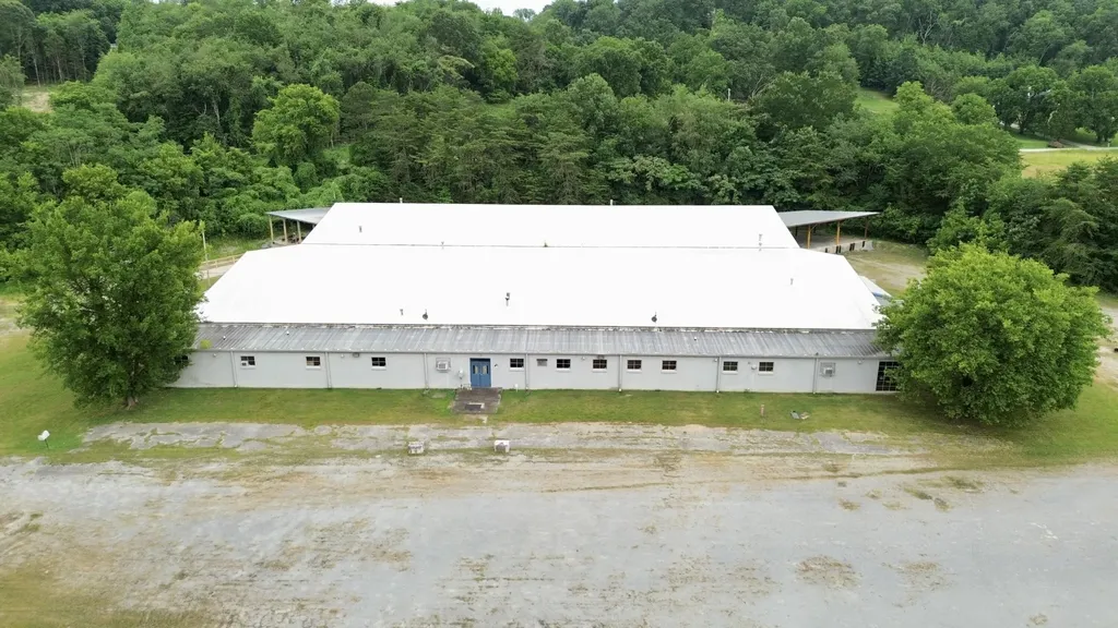 153 Kemmer Road Spring City TN 37381