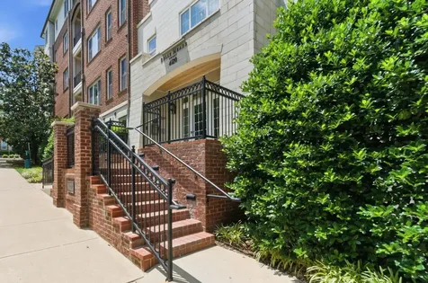4120 Ridgefield Drive Nashville TN 37205
