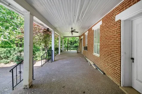 529 York Street Clarksville TN 37040