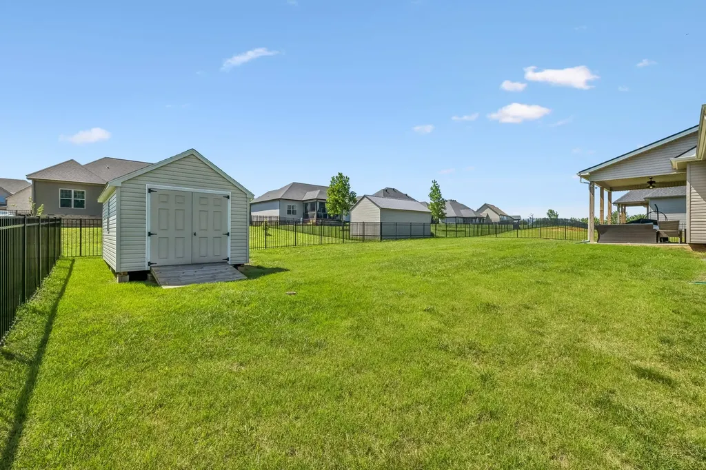 2936 Kirkwood Road Clarksville TN 37043