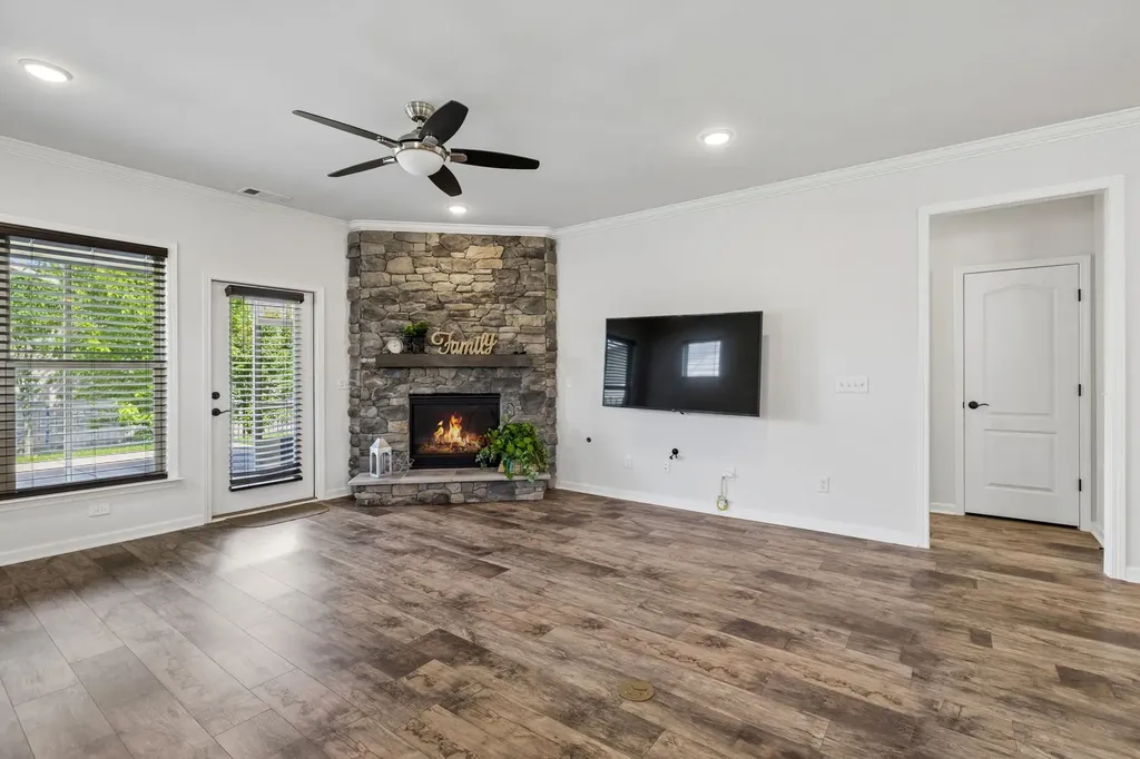 2212 Henderson Drive Spring Hill TN 37174