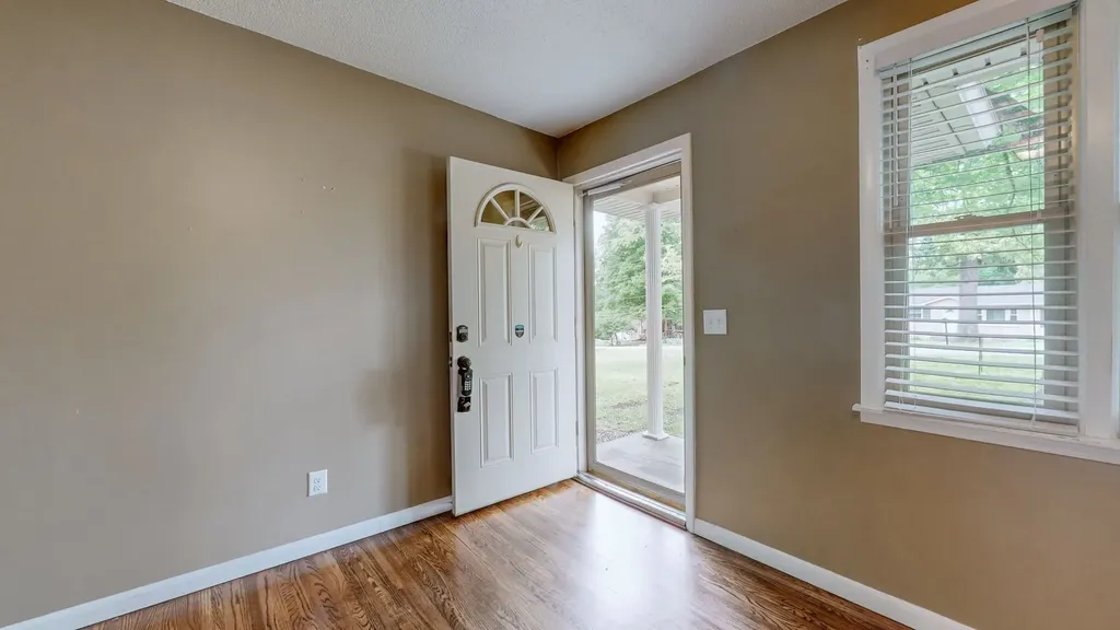 1005 Pinewood Court Ashland City TN 37015