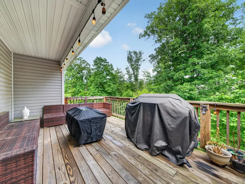 518 Poplar Bend Drive Dickson TN 37055