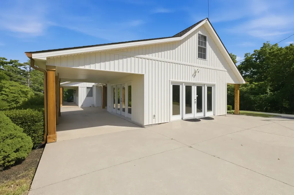 881 Mount Olivet Road Columbia TN 38401