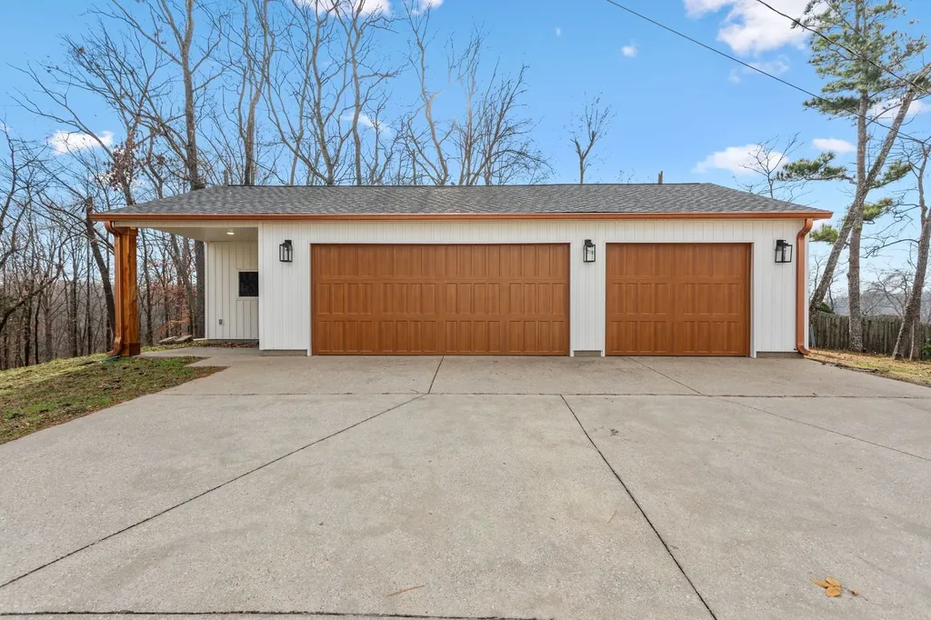881 Mount Olivet Road Columbia TN 38401
