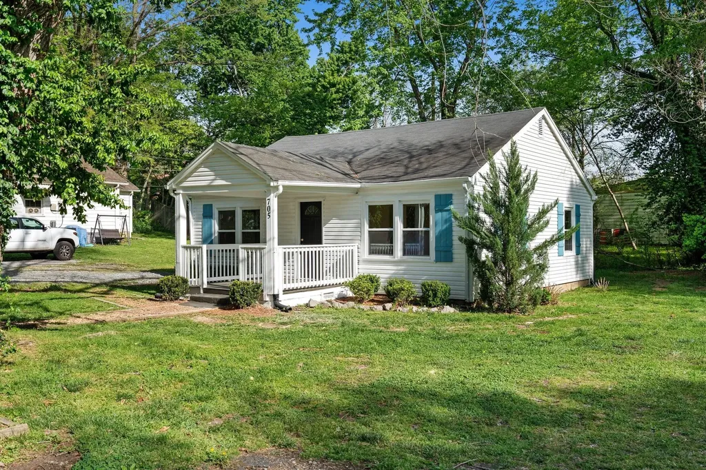 705 Williams Lane Clarksville TN 37040