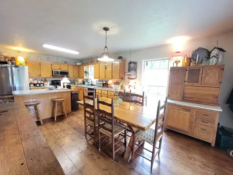 1089 Jim Clark Road Erin TN 37061