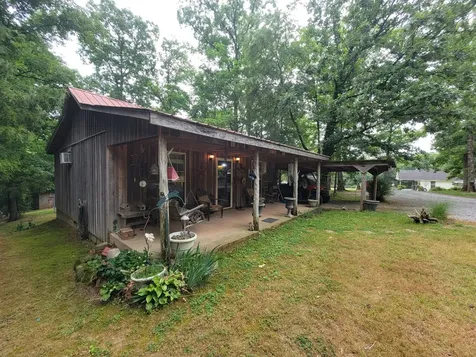 1089 Jim Clark Road Erin TN 37061
