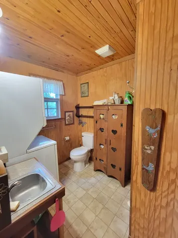 1089 Jim Clark Road Erin TN 37061