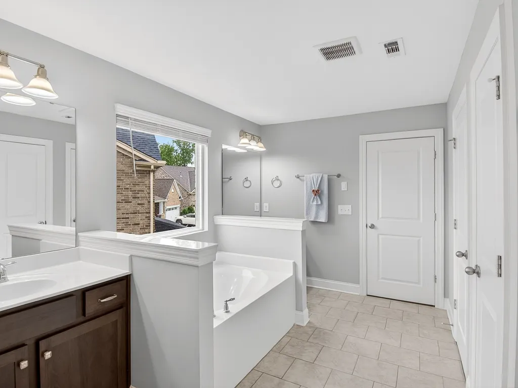 1608 Alayna Drive Nashville TN 37221