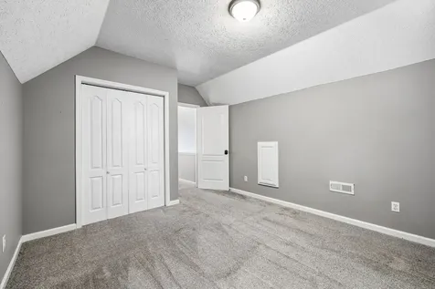 546 Lauren Park Drive Burns TN 37029