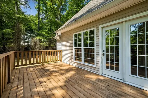 546 Lauren Park Drive Burns TN 37029
