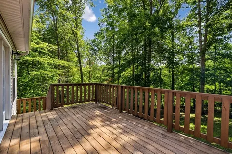 546 Lauren Park Drive Burns TN 37029
