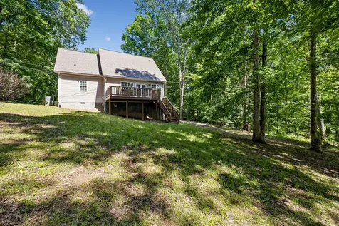 546 Lauren Park Drive Burns TN 37029