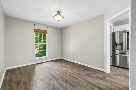 546 Lauren Park Drive Burns TN 37029