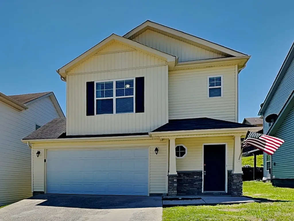 705 Griggs Place Nashville TN 37217