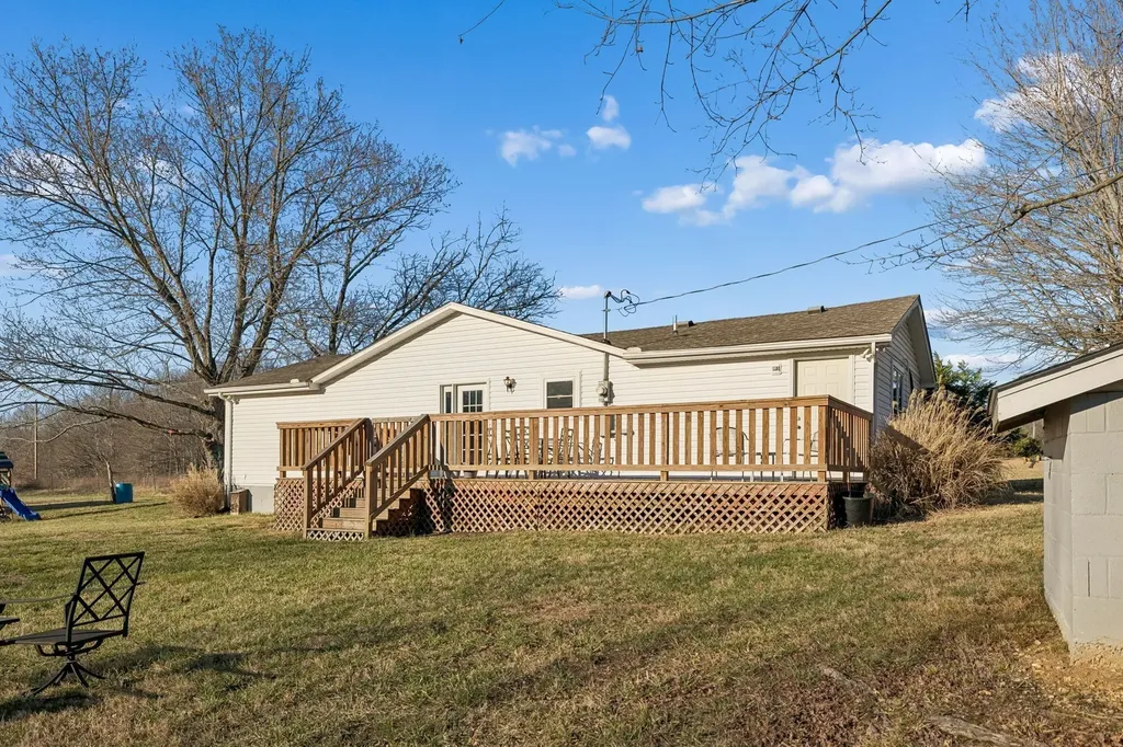 411 Purtle Road Lafayette TN 37083