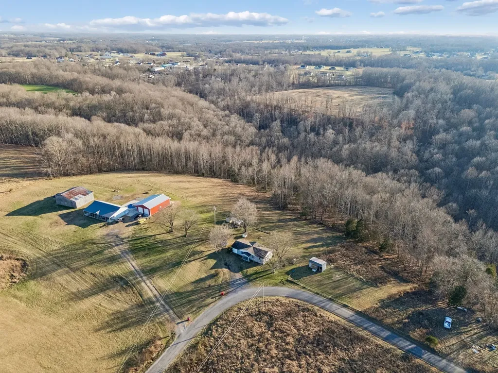411 Purtle Road Lafayette TN 37083