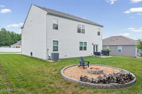 176 Nunally Drive Baxter TN 38544