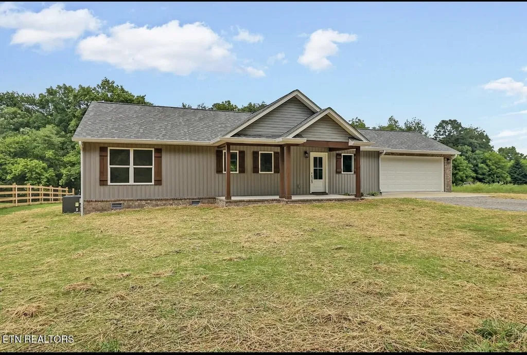 1259 Franklin Loop Clarkrange TN 38553