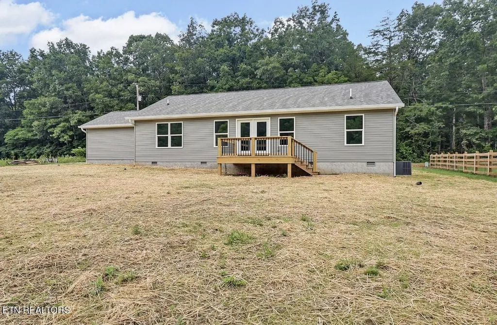 1259 Franklin Loop Clarkrange TN 38553