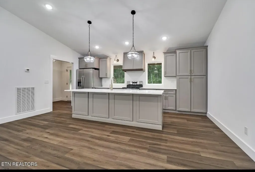 1259 Franklin Loop Clarkrange TN 38553