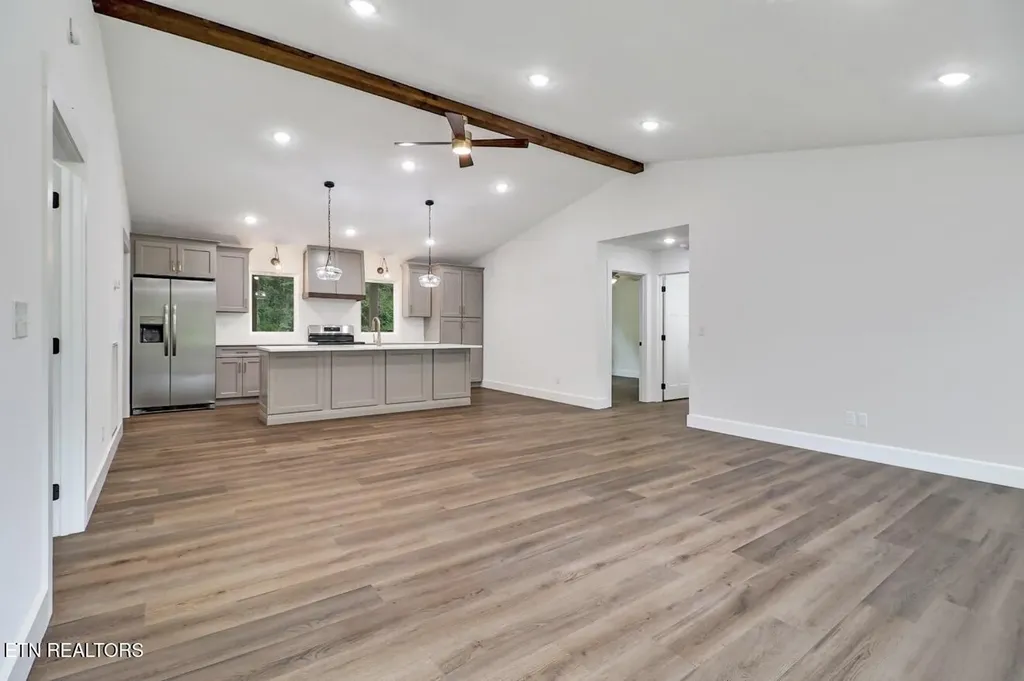 1259 Franklin Loop Clarkrange TN 38553
