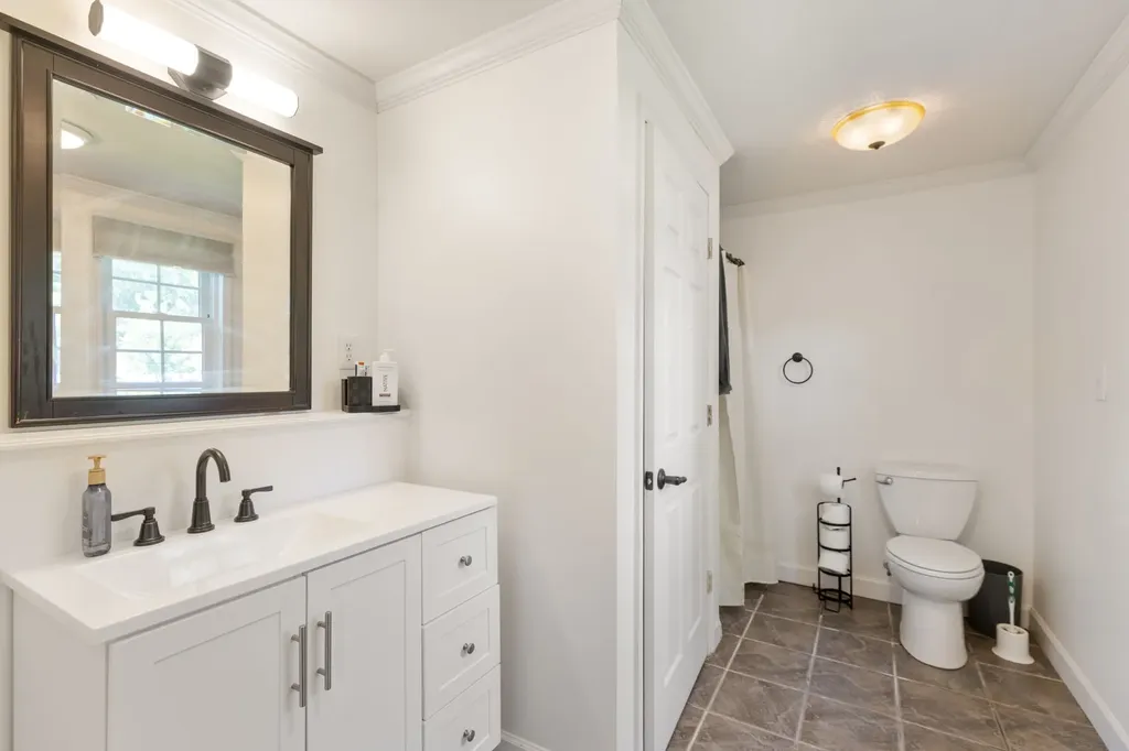 204 Woods Circle Columbia TN 38401